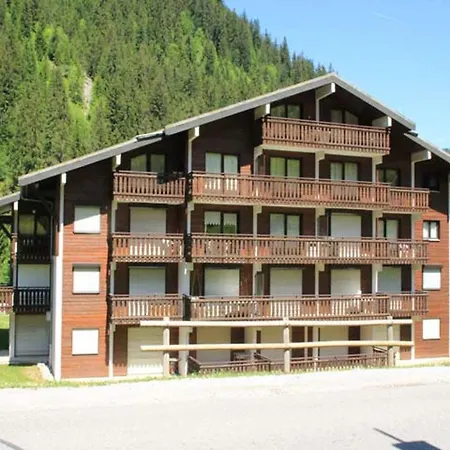 Chaleureux 2 Pieces, 4 Pers, Terrasse Et Parking Chatel